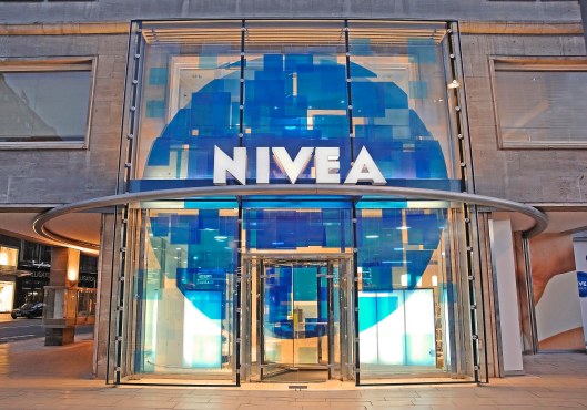 Eingangsportal, NIVEA HAUS Hamburg